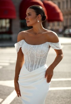 	Свадебное платье «Дарина»