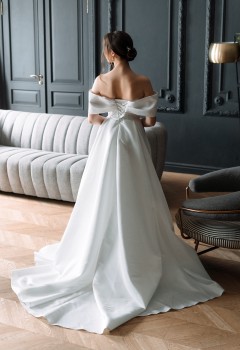 Свадебное платье «Сара атлас»